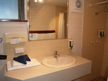 Pigeon House Motor Inn - Accommodation VIC 35
