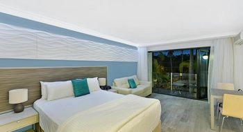 Terrigal Pacific Coastal Retreat - Accommodation VIC 15