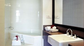 Mercure Sydney Parramatta - Accommodation VIC 20