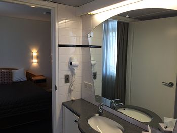 Morgans Boutique Hotel - Accommodation VIC 4