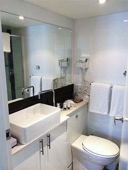 Morgans Boutique Hotel - Accommodation VIC 16