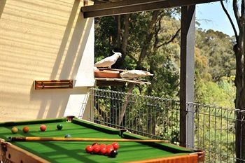 Holly Lodge - Accommodation VIC 18