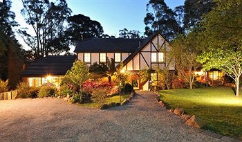 Holly Lodge - Accommodation VIC 26