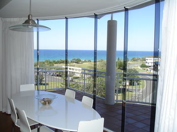 Beachside Resort - Kawana Waters - Accommodation VIC 2