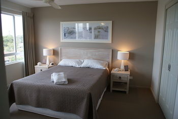 Beachside Resort - Kawana Waters - Accommodation VIC 9