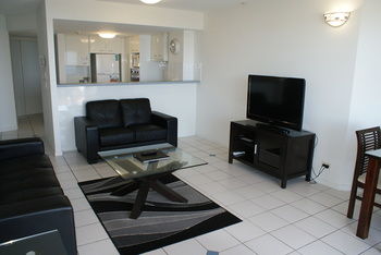 Beachside Resort - Kawana Waters - Accommodation VIC 13