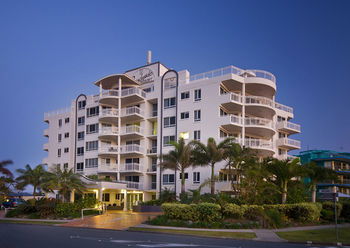 Beachside Resort - Kawana Waters - Accommodation VIC 25