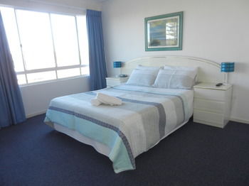 Beachside Resort - Kawana Waters - Accommodation VIC 28