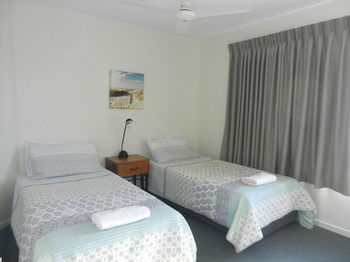 Beachside Resort - Kawana Waters - Accommodation VIC 29