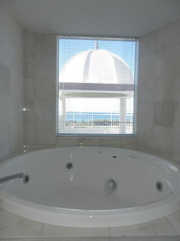 Beachside Resort - Kawana Waters - Accommodation VIC 32