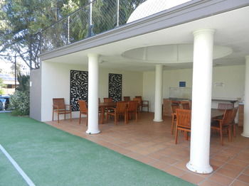 Beachside Resort - Kawana Waters - Accommodation VIC 44