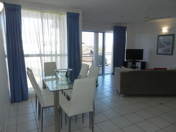 Beachside Resort - Kawana Waters - Accommodation VIC 48