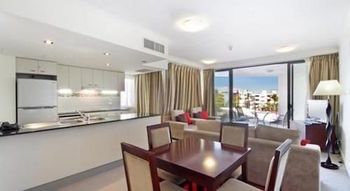 OVR Caloundra - Accommodation VIC 10