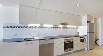 OVR Caloundra - Accommodation VIC 12