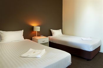 City Edge Serviced Apartments East Melbourne - Accommodation VIC 5