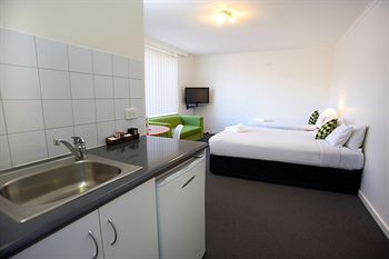 City Edge Serviced Apartments East Melbourne - Accommodation VIC 6