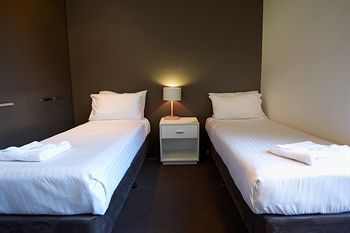 City Edge Serviced Apartments East Melbourne - Accommodation VIC 8