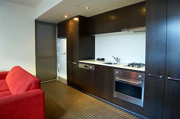 City Edge Serviced Apartments East Melbourne - Accommodation VIC 9