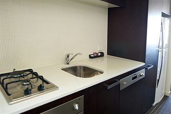 City Edge Serviced Apartments East Melbourne - Accommodation VIC 11