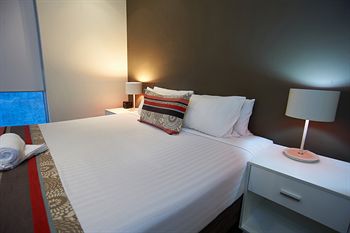 City Edge Serviced Apartments East Melbourne - Accommodation VIC 12