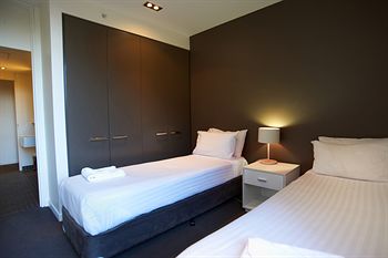 City Edge Serviced Apartments East Melbourne - Accommodation VIC 13