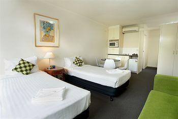City Edge Serviced Apartments East Melbourne - Accommodation VIC 27