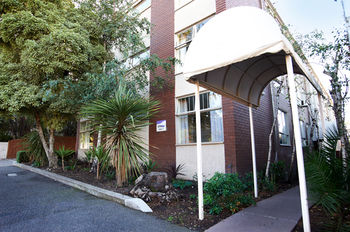 City Edge Serviced Apartments East Melbourne - Accommodation VIC 42