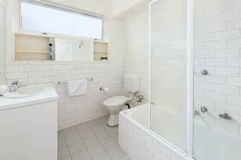 City Edge Serviced Apartments East Melbourne - Accommodation VIC 44