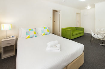 City Edge Serviced Apartments East Melbourne - Accommodation VIC 51