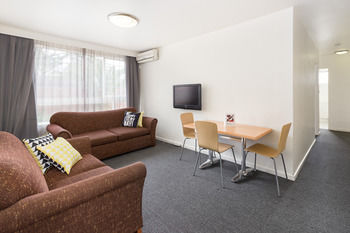 City Edge Serviced Apartments East Melbourne - Accommodation VIC 59