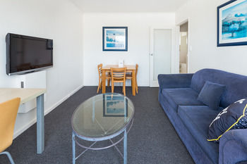 City Edge Serviced Apartments East Melbourne - Accommodation VIC 60