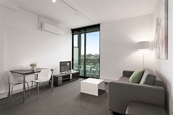 Docklands Private Collection Of Apartments - Digital Harbour - Accommodation VIC 1