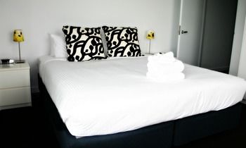 Docklands Private Collection Of Apartments - Digital Harbour - Accommodation VIC 8