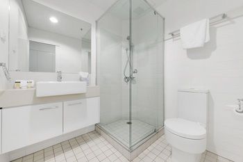 Docklands Private Collection Of Apartments - Digital Harbour - Accommodation VIC 13