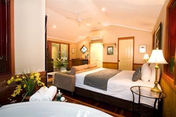 Amore On Buderim Luxury Rainforest Cabins - Accommodation VIC 14