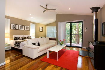 Amore On Buderim Luxury Rainforest Cabins - Accommodation VIC 22