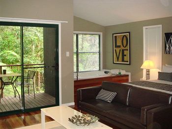 Amore On Buderim Luxury Rainforest Cabins - Accommodation VIC 9
