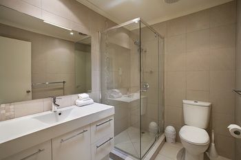 Beach Breakers Resort - Accommodation VIC 28