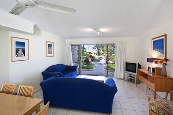 Beach Breakers Resort - Accommodation VIC 34