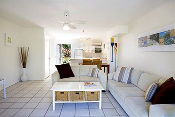 Beach Breakers Resort - Accommodation VIC 9
