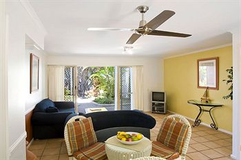 Beach Breakers Resort - Accommodation VIC 12