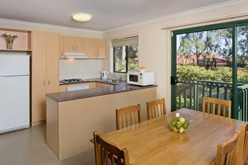 Apartments @ Mt Waverley - Accommodation VIC 3