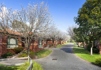 Apartments @ Mt Waverley - Accommodation VIC 23