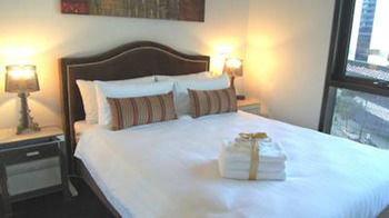 Docklands Executive Apartments - Accommodation VIC 16