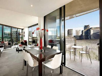 Docklands Executive Apartments - Accommodation VIC 19