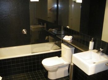 Docklands Executive Apartments - Accommodation VIC 40