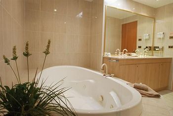 The Hermitage Motel - Accommodation VIC 4