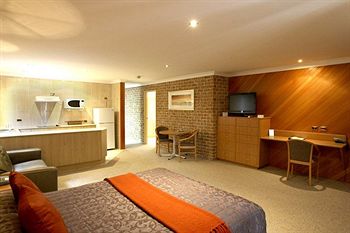 The Hermitage Motel - Accommodation VIC 16