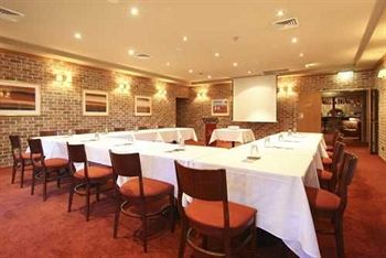 The Hermitage Motel - Accommodation VIC 18