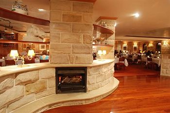 The Hermitage Motel - Accommodation VIC 30